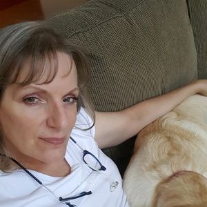 Meet your Posher, Debra